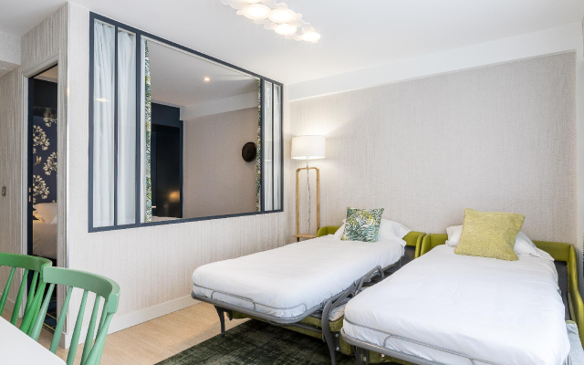 CADET Residence by Collection VESPER
