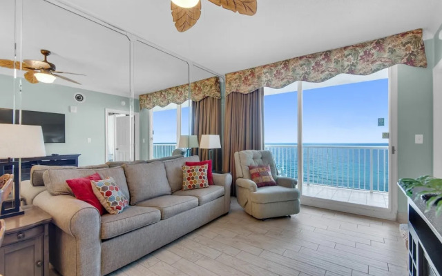 Majestic Beach Towers 2-1305