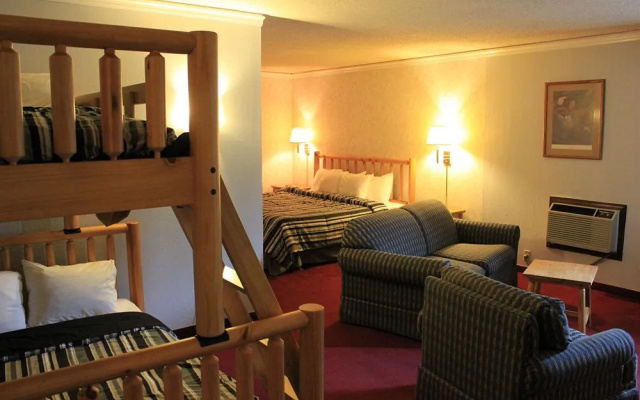 Eagle's Nest Hotel & Conference Center