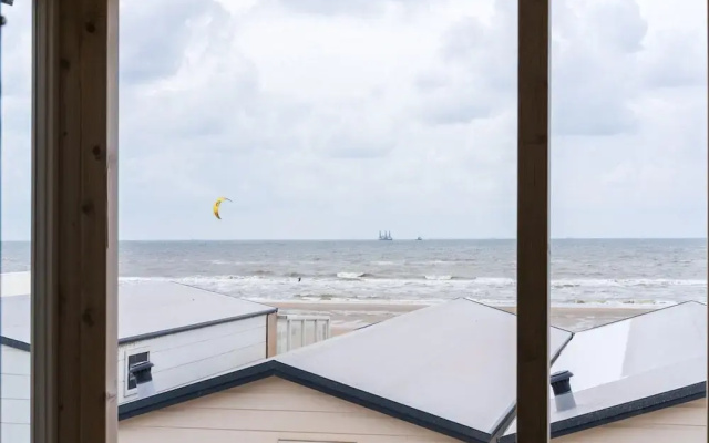 Holiday Home in Wijk aan Zee by the Beach