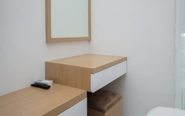 Cozy Design Studio At Amazana Serpong Apartment