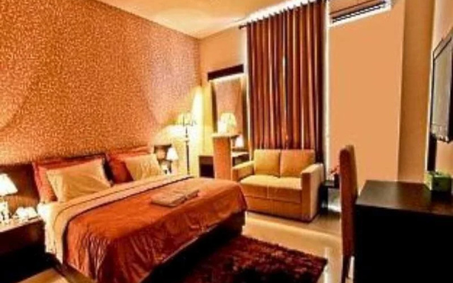 Marina Hotel