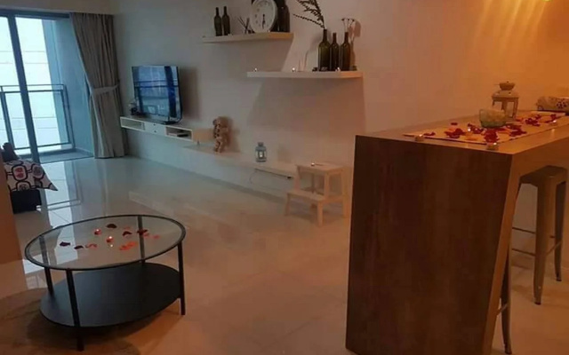 NS Elegant Dwelling Mercu Summer Suite