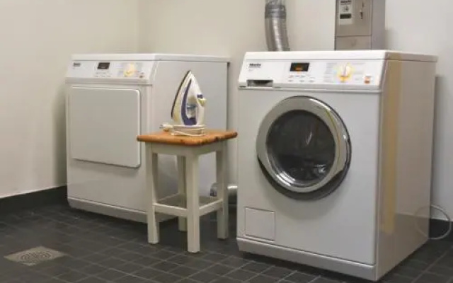 Saare Automatic Hostel