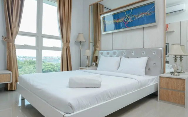 Minimalist And Comfy 1Br Citralake Suites Apartment