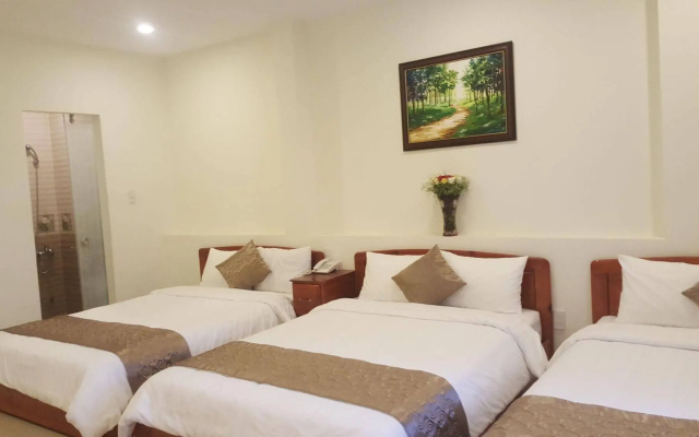 Dong Viet Hotel