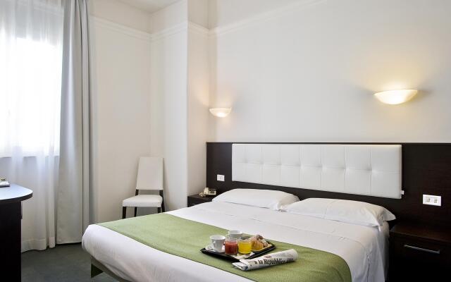 Hotel La Riva комната для гостей