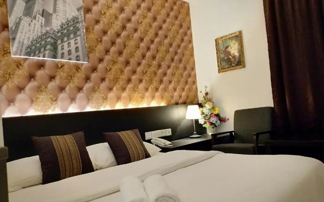 52 The Grace hotel