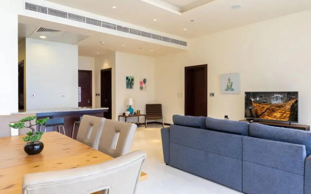 Splendid Sea View Apartment on Palm Jumeirah