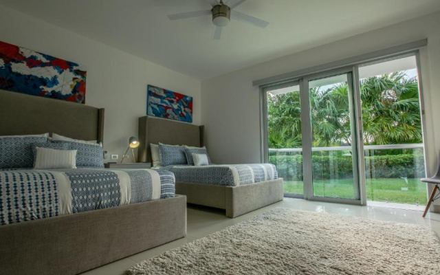 Mareazul Beach Condos At playa del Carmen