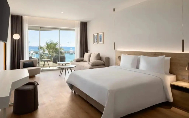 Wyndham Residences Piraeus Marina Zeas