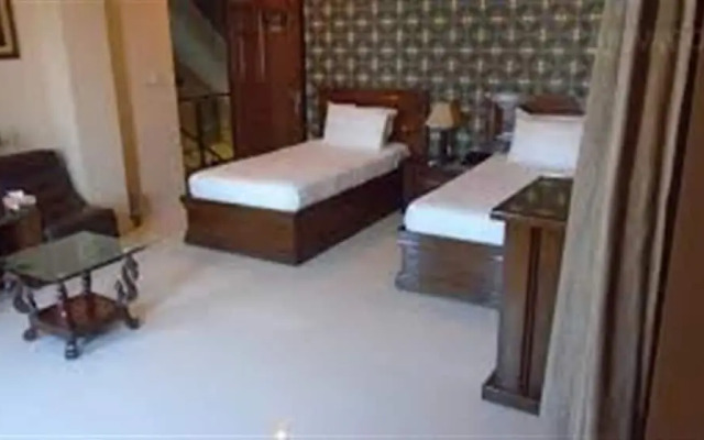 Lords Inn Hotel