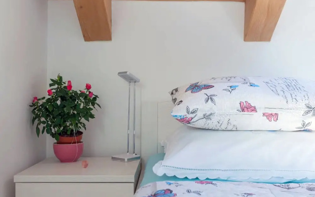 Attractive Apartment in Dubrovnik With Balcony and Parking
