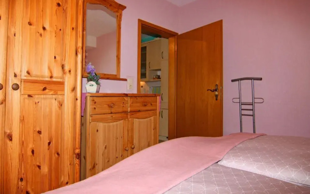 Apartment in Bsum With Garden