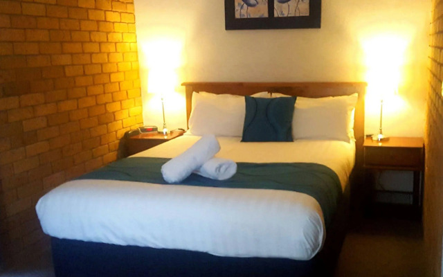 Centrepoint Motel