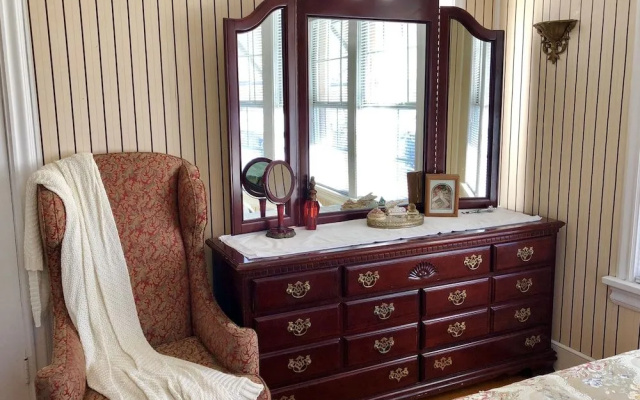 Edgewood Bed & Breakfast