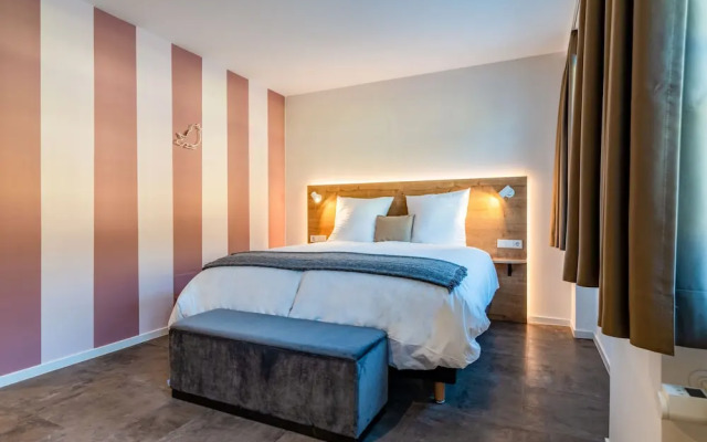 coucou Hotel