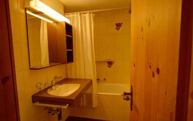 Chesa Munteratsch 1 1 2-Zimmerwohnung 204 Typ D