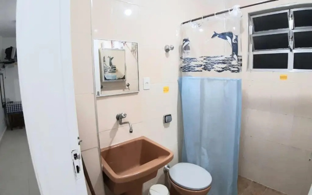Sala-living/ 1 quadra da praia