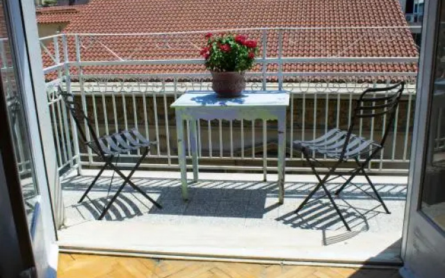 The Helios Flat