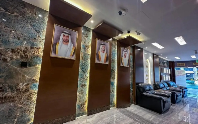 Gold Sky Avenue Hotel