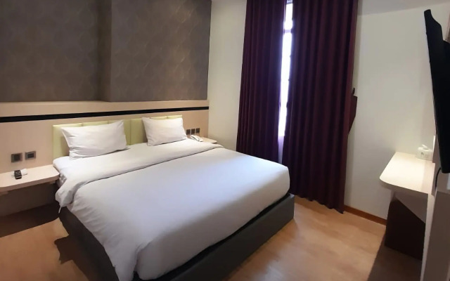 Blitz Hotel Batam Centre
