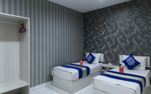 OYO 230 Hotel Pulai