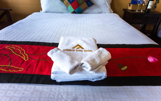 SapaAubergeDangtrung Hotel