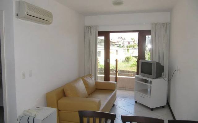 Picasso Flat