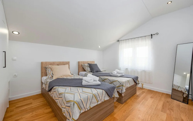 Villa Pezer