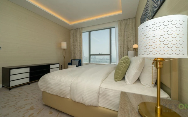 KOHH – 1BR in The Palm Tower