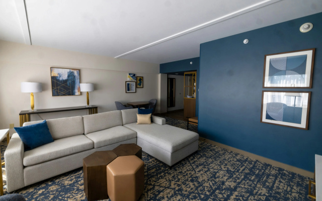 DoubleTree by Hilton Tinton Falls - Eatontown