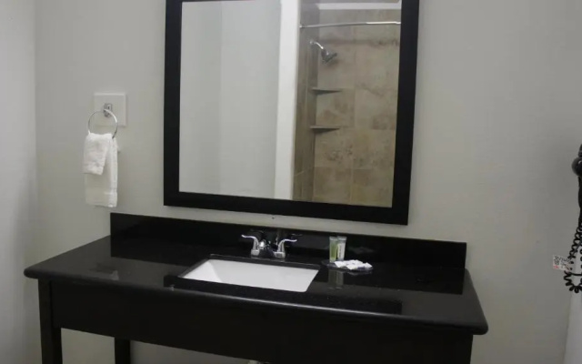 Lux Inn and Suites