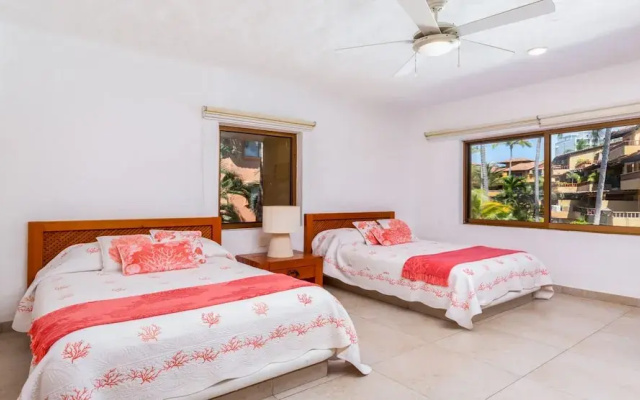 Condo Los Tules 15-122 by Kivoya