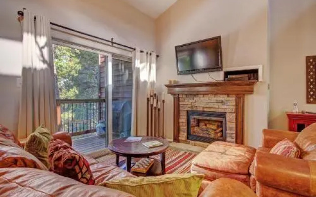Lance'S West 7 Condominium