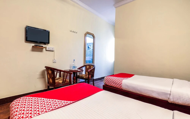 OYO 12237 Luxury Villas