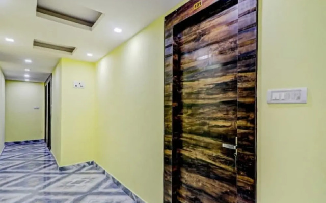 Hotel O Sna Grand Near Sudarshan Cinema