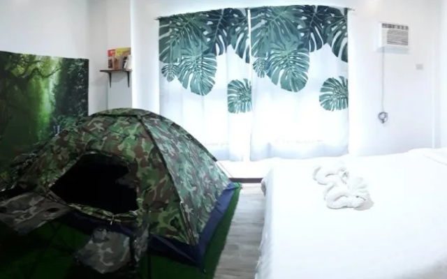 Bikyeong Hotel and Restaurant
