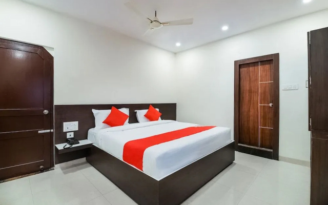 OYO 16048 Sri Raghavendra Inn