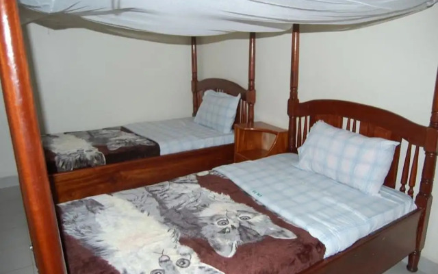 Uhuru 50 Hotel