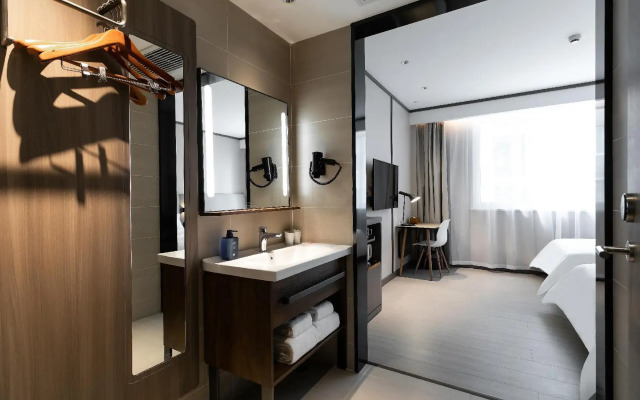 HanTing Hotel (Wuxi Chaqiao Shanyun Street)