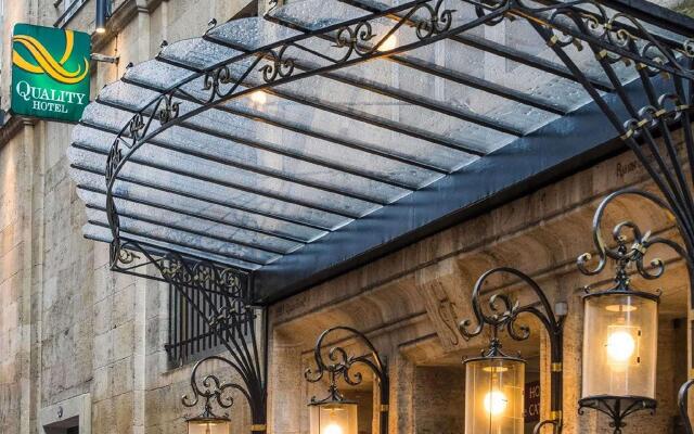 Quality Hotel Bordeaux Centre вид на фасад