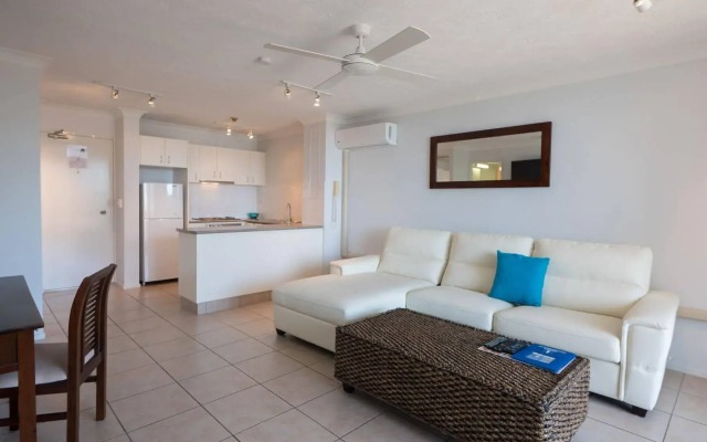 Alexander Holiday Apartments