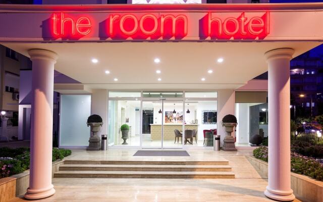 The Room Hotel & Apartments Анталья вид на фасад