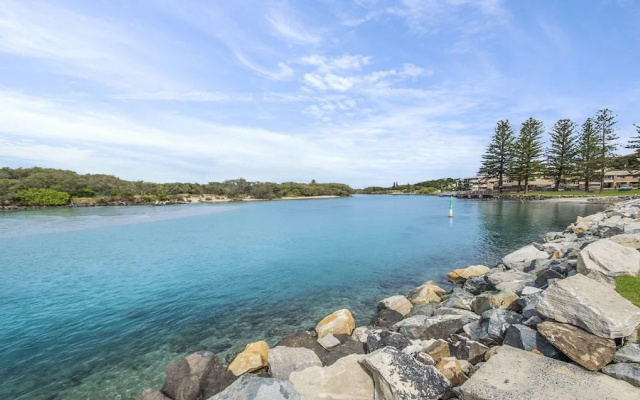 Sunrise Cove Apartment 21
