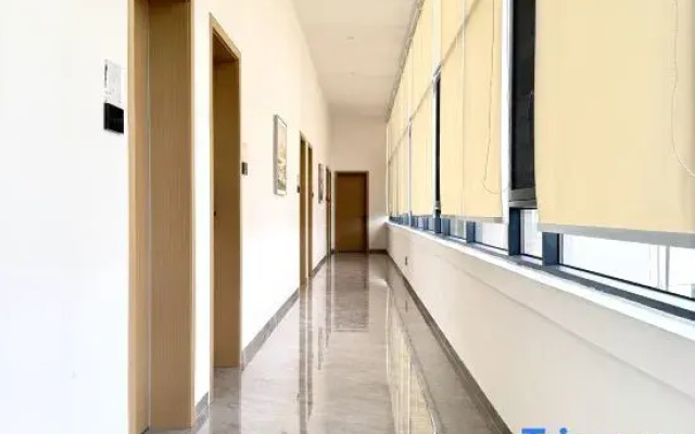 Yishiluxing Hotel