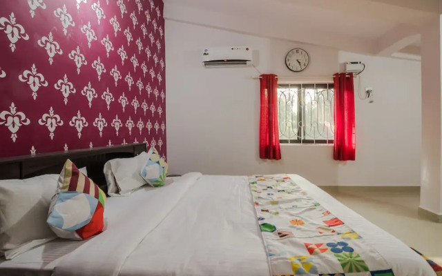 OYO 23267 Home Alluring 2 BHK Parra