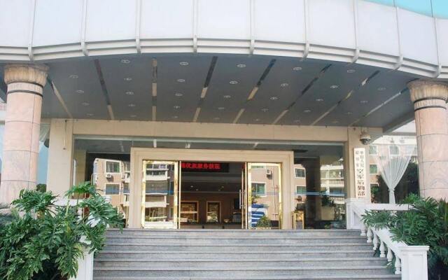 Tiancheng Hotel вид на фасад