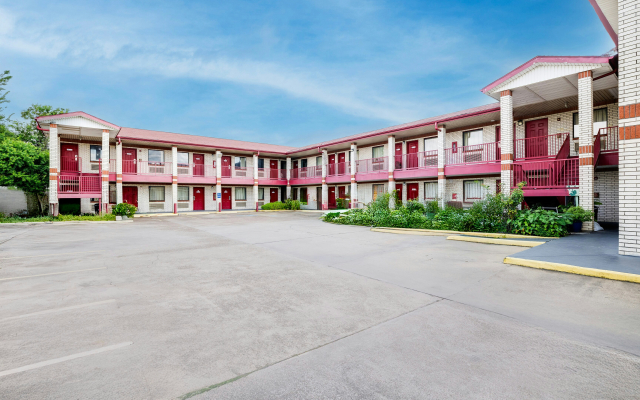 Hotel O Luxury Inn Channelview Baytown I-10