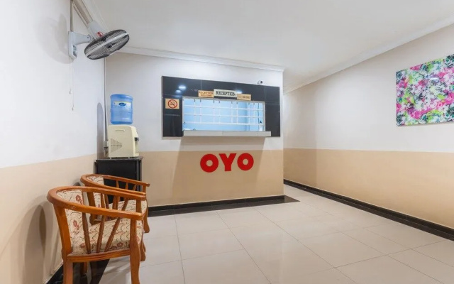 Oyo 89844 Green Villa Hotel